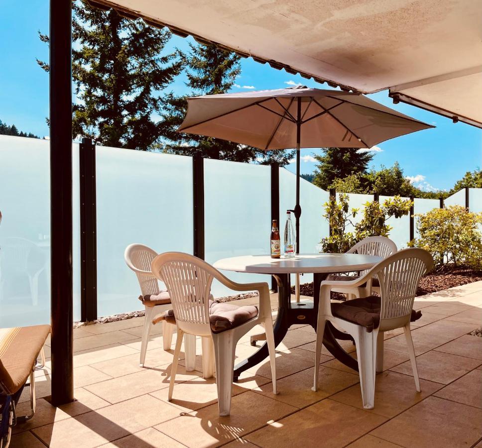 Haus Jenni Im Schwarzwald, 3,5-Zimmer, Grosse Terrasse フロイデンシュタット エクステリア 写真