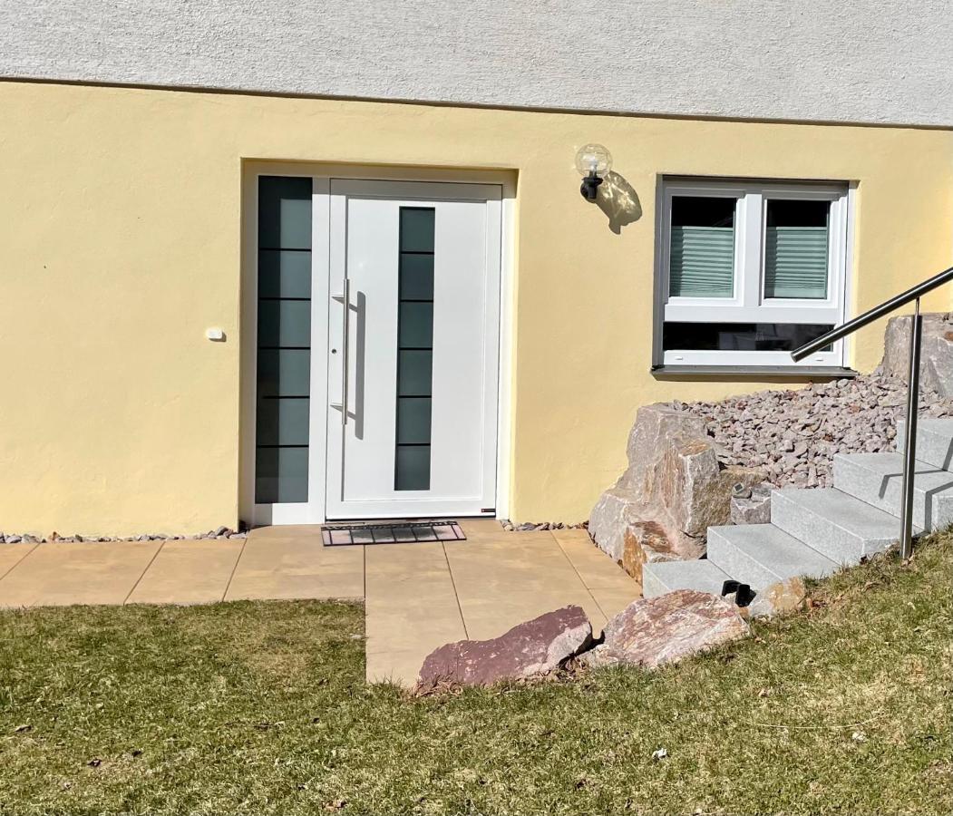 Haus Jenni Im Schwarzwald, 3,5-Zimmer, Grosse Terrasse フロイデンシュタット エクステリア 写真