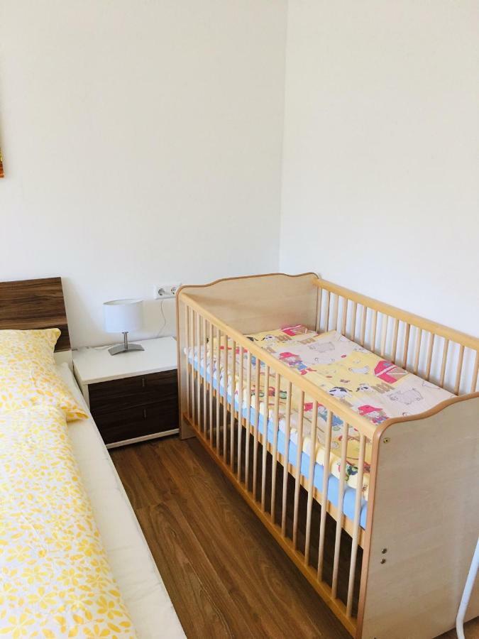Haus Jenni Im Schwarzwald, 3,5-Zimmer, Grosse Terrasse フロイデンシュタット エクステリア 写真